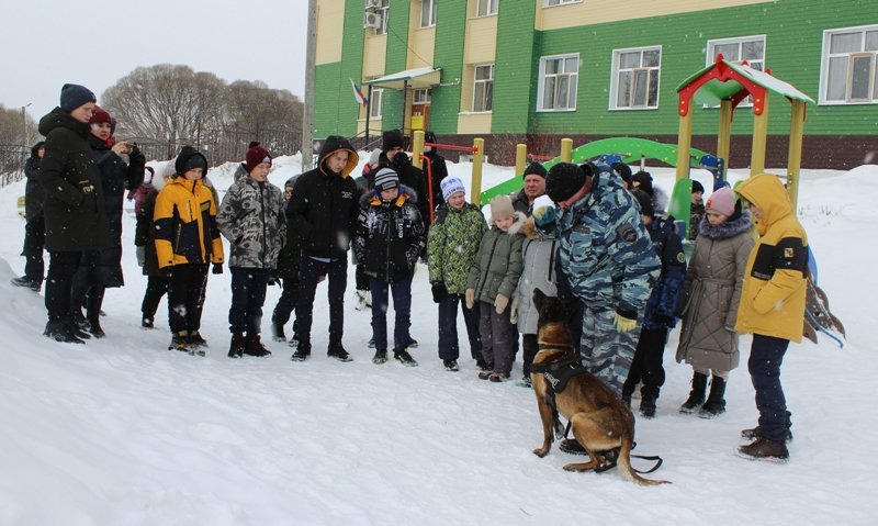 В Верещагино полицейские и общественники побывали в гостях у учащихся школы-интерната