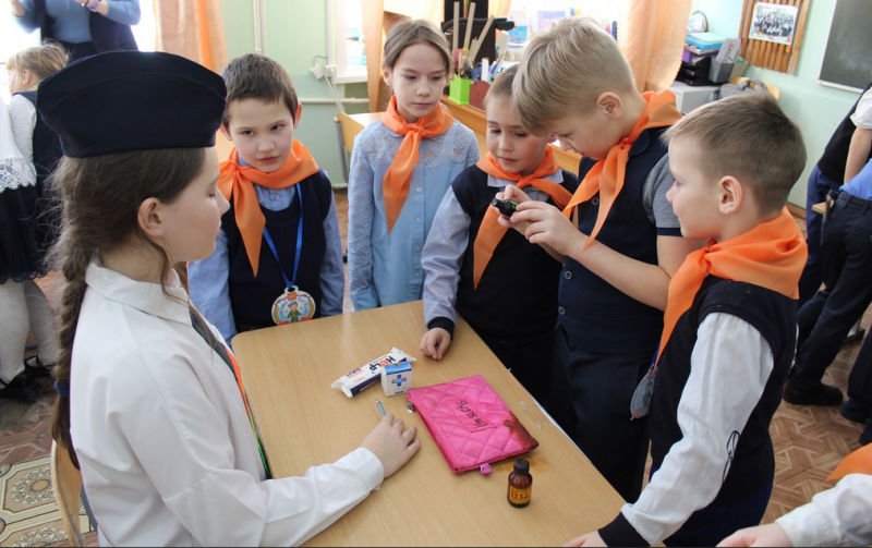 В Верещагино госавтоинспекторы провели для школьников квест-игру