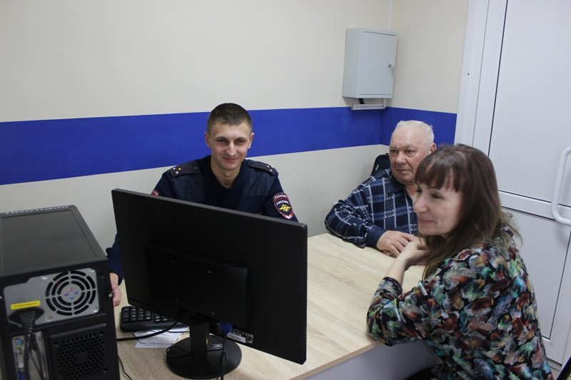 Общественники посетили опорный пункт полиции в селе Вознесенское