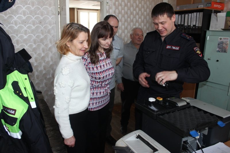 Общественники посетили отдел Госавтоинспекции в Верещагино